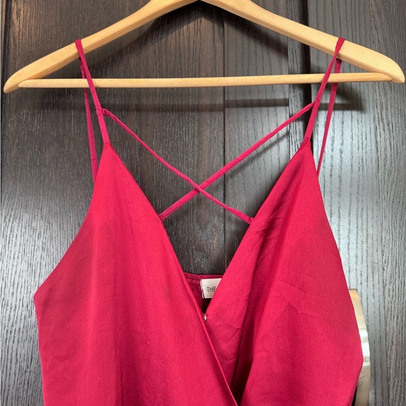 Elegant Women's Wine Top - Picture 2 of 4